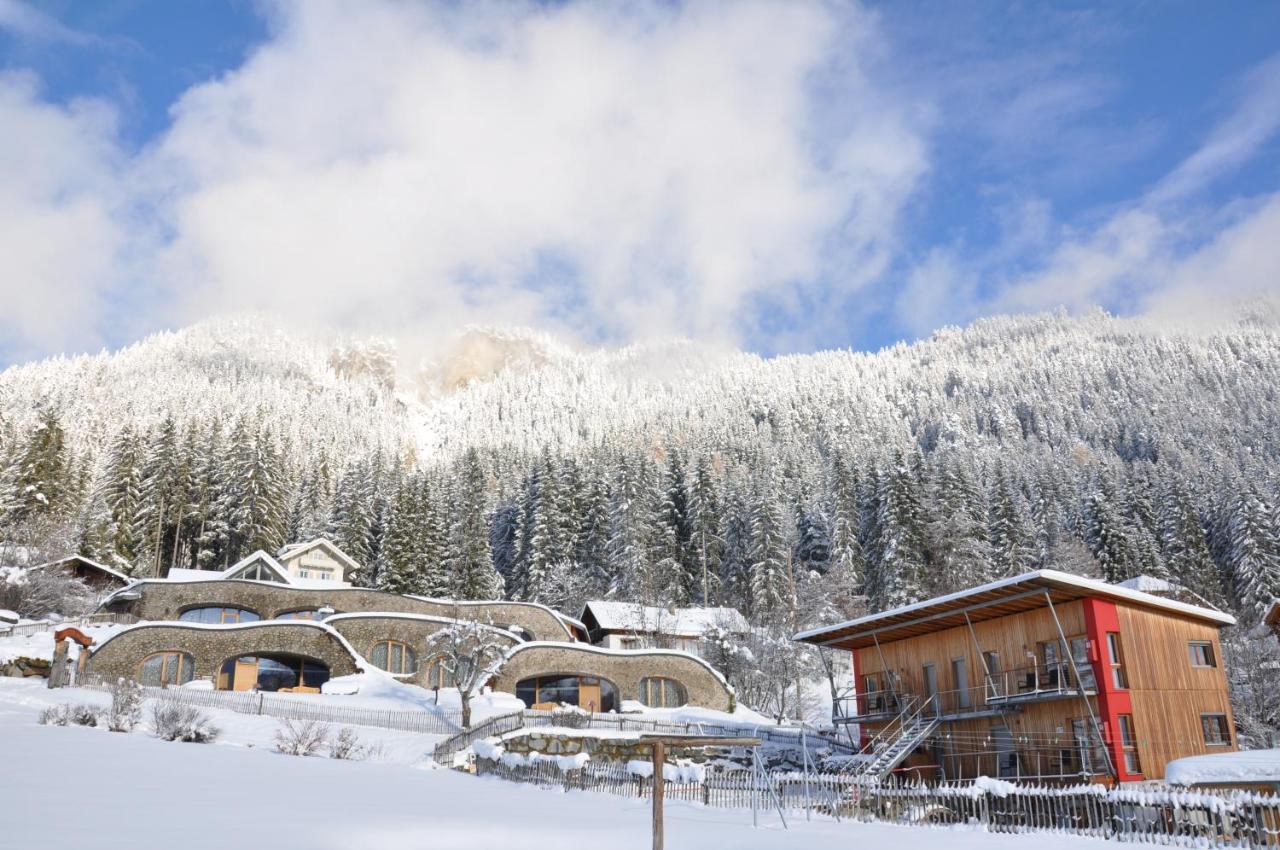 Erdhaeuser Und Apartments Mit Seeblick Und Alleinlage Weissensee Kültér fotó
